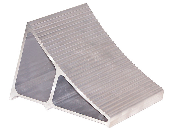 Buyers WC6096A - Aluminum Wheel Chock with Ribbed Slope