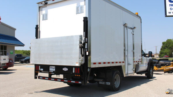 Dock-Friendly Aluminum-Frame Models for 102" Wide Bodies
